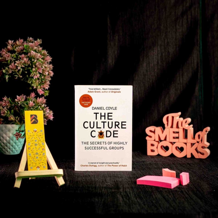 Buy  The Culture Code by Deniel Coyle online with Bookbins